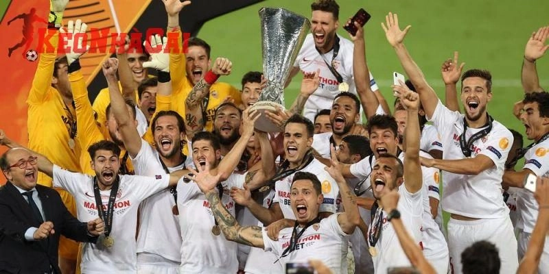Sevilla đang có lịch sử đối đầu kém hơn nhiều
