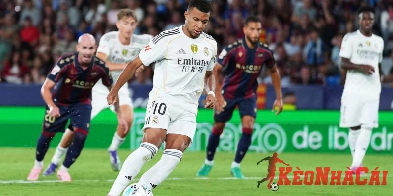 Real có lịch sử đối đầu hơn hẳn so với đối thủ